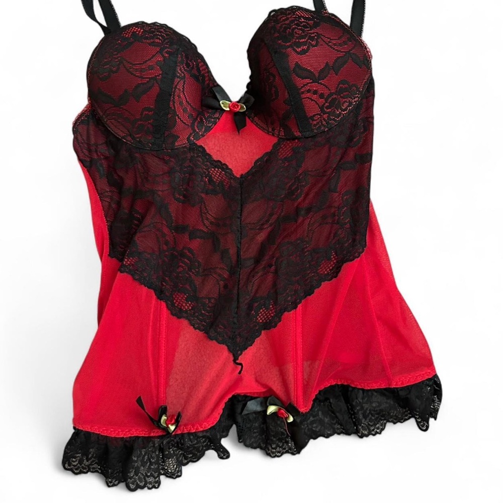Elegant Red and Black Lace Babydoll